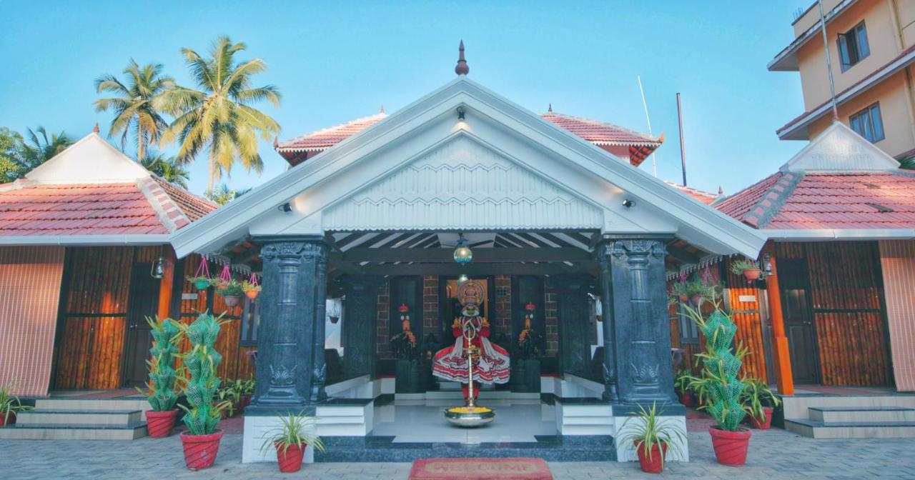 Guruvayur Heritage By Nexstay Exterior photo