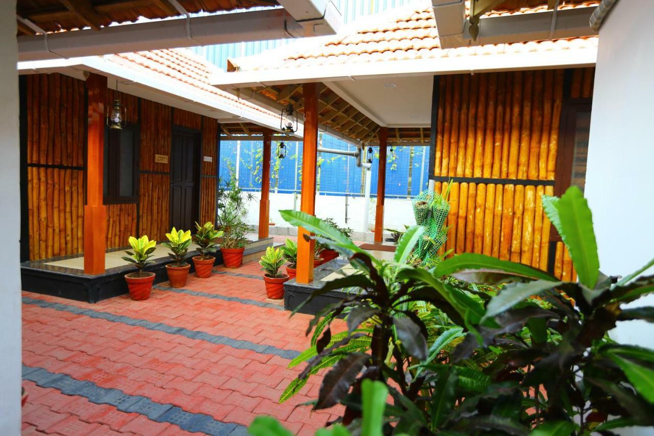 Guruvayur Heritage By Nexstay Exterior photo
